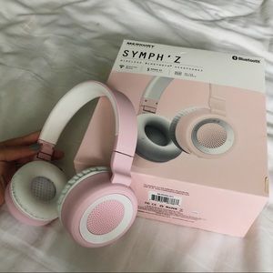 Pink And white Wireless Bluetooth Headphones